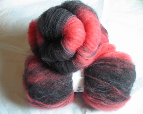 Goth Red Sock Batts Superwash Merino/Nylon 90/10